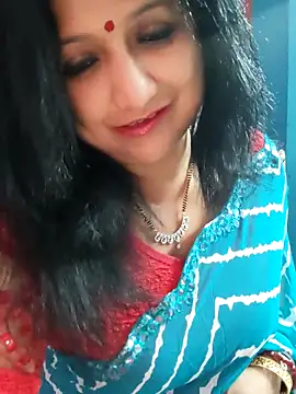 horny lizia online show from 15, 4, 2026