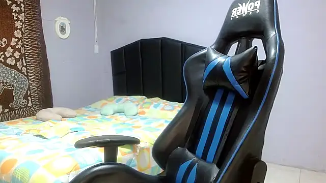 mariana0x online show from 12, 3, 2025