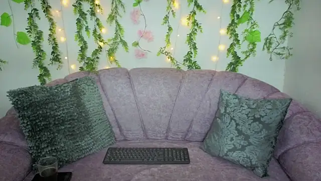 saorisworld online show from 14, 9, 2025