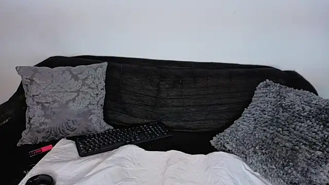 saorisworld online show from 9, 11, 2025