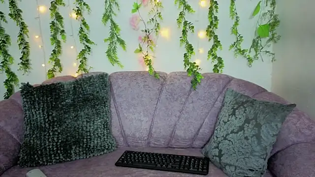 saorisworld online show from 18, 9, 2025