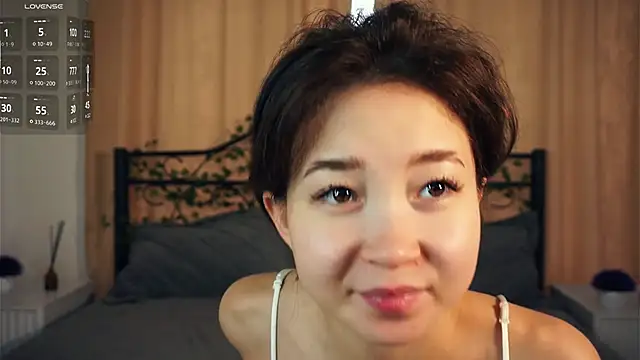 VeronaCritchlow online show from 22, 9, 2025