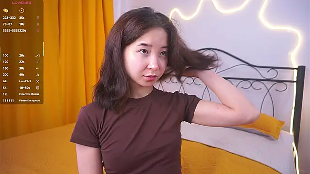 VeronaCritchlow online show from 8, 4, 2026