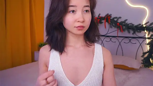 VeronaCritchlow online show from 10, 3, 2026