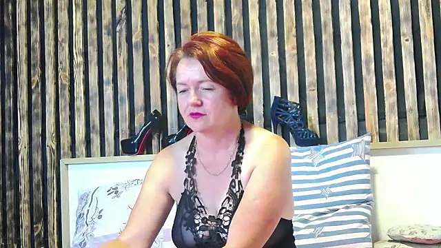 Alis Lovi online show from 25, 9, 2025