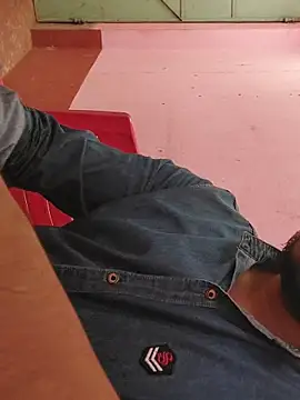 Extrembox5 online show from 13, 11, 2025