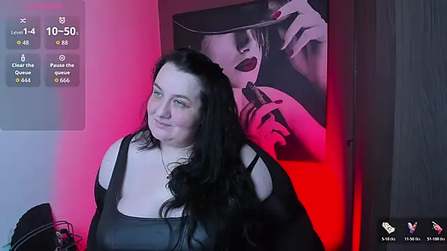 Snapshot of QueenOfHaze chatting on 4, 5, 2026 QueenOfHaze online show from 4, 5, 2026