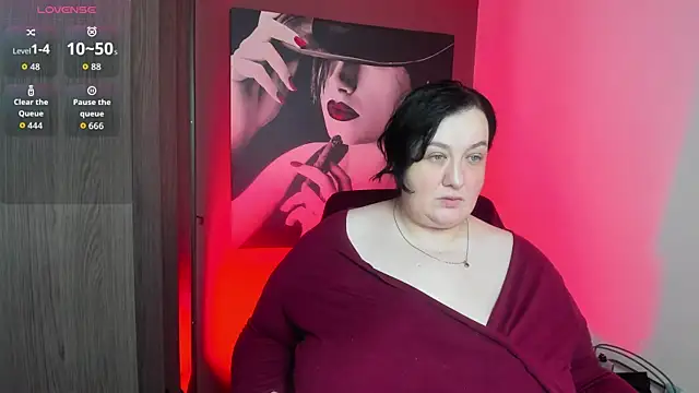 Snapshot of QueenOfHaze chatting on 15, 6, 2026 QueenOfHaze online show from 15, 6, 2026