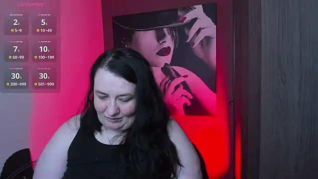 Snapshot of QueenOfHaze chatting on 11, 5, 2026 QueenOfHaze online show from 11, 5, 2026