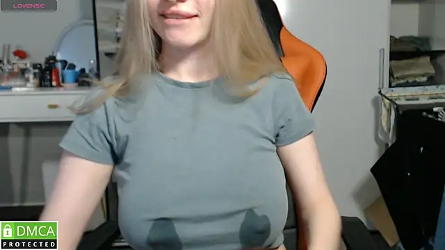 Snapshot of crystalyss chatting on 9, 2, 2026 crystalyss online show from 9, 2, 2026