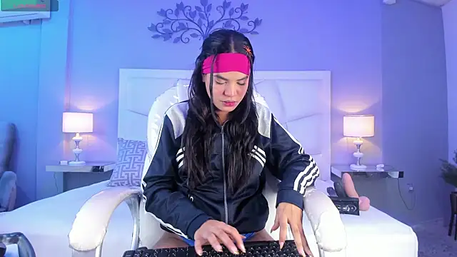 ZoeySnow online show from 9, 10, 2025