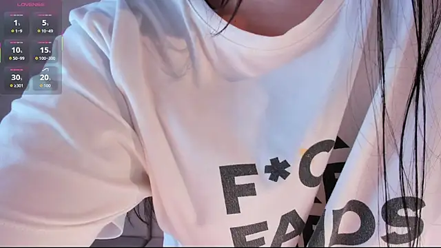 Hannah Jonhson online show from 8, 10, 2025