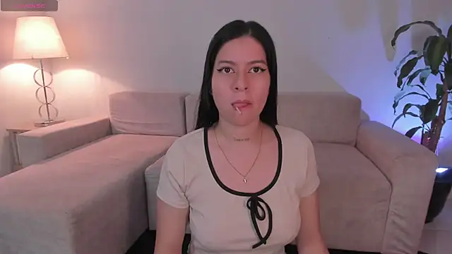 Hannah Jonhson online show from 16, 5, 2026