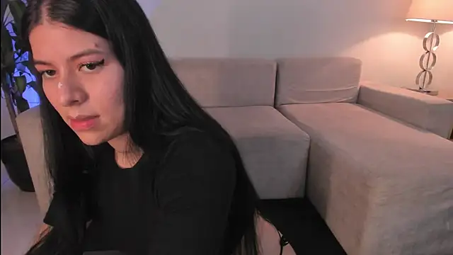 Snapshot of Hannah_Jonhson chatting on 8, 7, 2026 Hannah Jonhson online show from 8, 7, 2026