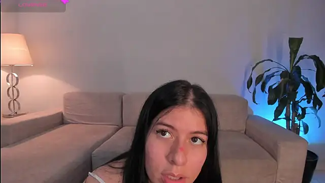 Snapshot of Hannah_Jonhson chatting on 10, 7, 2026 Hannah Jonhson online show from 10, 7, 2026