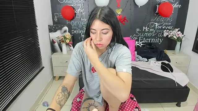 MelodyHott2 online show from 9, 3, 2025