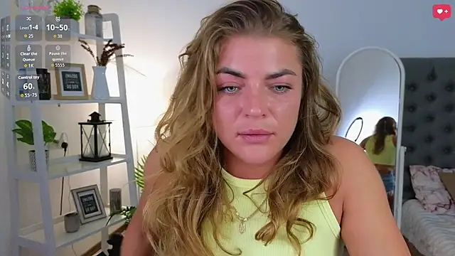 Donna Sun online show from 28, 9, 2025