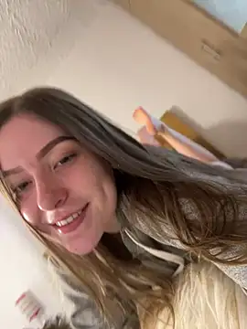 eilynxx online show from 13, 2, 2025