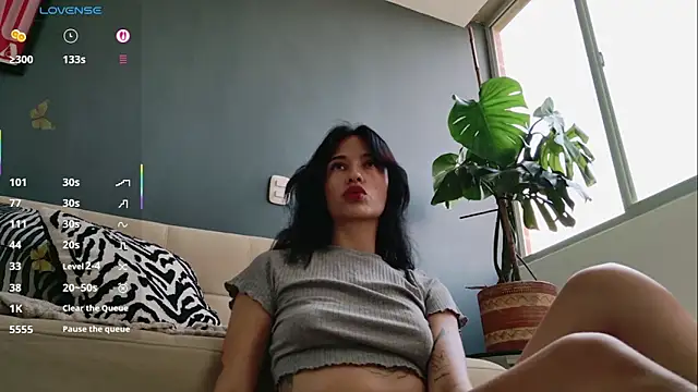 GerberaBlooms77 online show from 18, 3, 2025