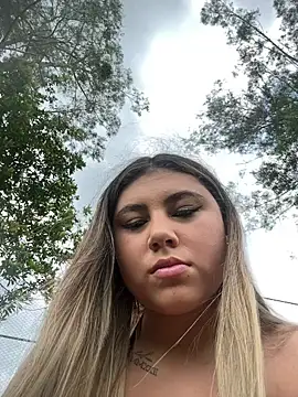 MeganCrow online show from 10, 1, 2026