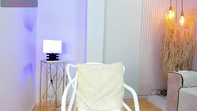 alana rossetti online show from 24, 2, 2026