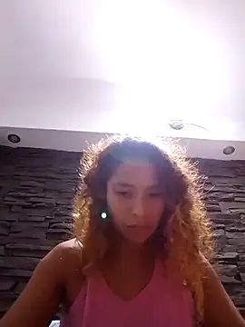 Zoedaniels online show from 28, 2, 2025