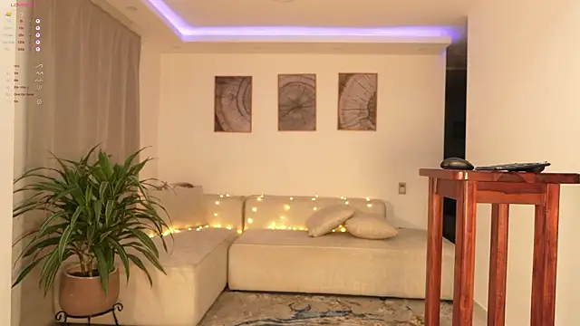 cinnamon crisss online show from 14, 2, 2026