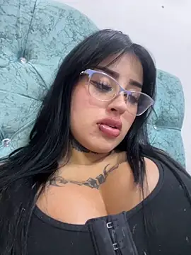 Girl milk7 online show from 9, 9, 2025