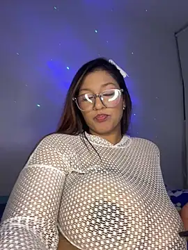 Snapshot of ALEXANDRA95 chatting on 6, 3, 2025 ALEXANDRA95 online show from 6, 3, 2025