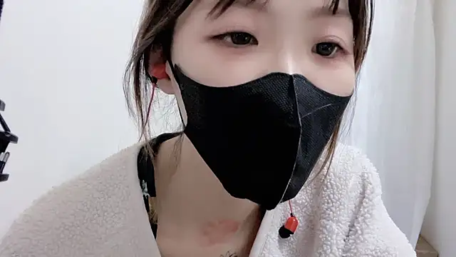 Chu1314 online show from 26, 2, 2025