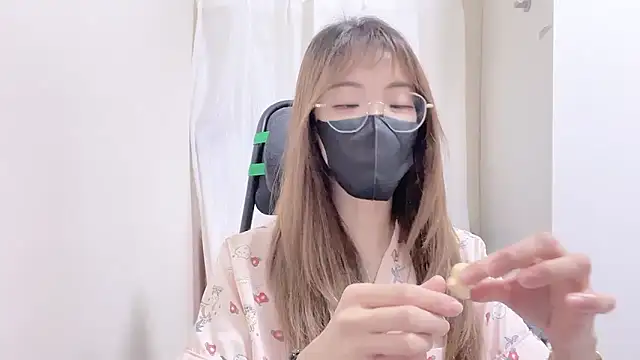 Chu1314 online show from 18, 10, 2025