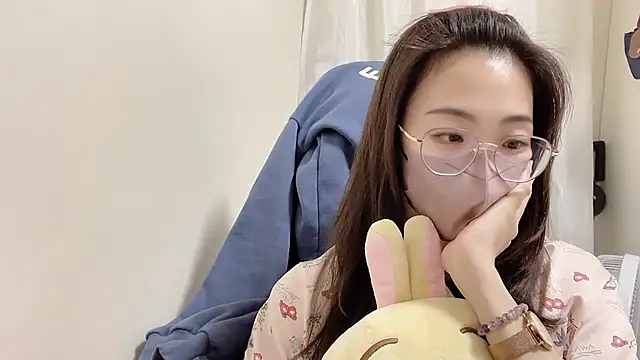 Chu1314 online show from 5, 12, 2025