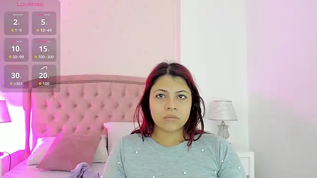 Kendall  Fox online show from 12, 11, 2025