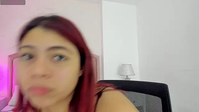 Kendall  Fox online show from 7, 11, 2025