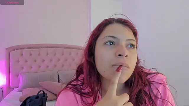 Kendall  Fox online show from 5, 2, 2026