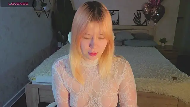 Snapshot of Amy_Kimberlly chatting on 3, 3, 2026 Amy Kimberlly online show from 3, 3, 2026