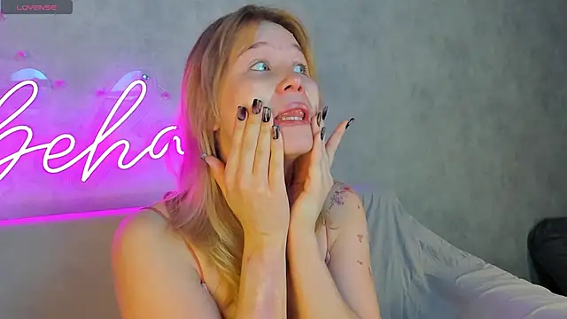 Snapshot of Amy_Kimberlly chatting on 9, 9, 2025 Amy Kimberlly online show from 9, 9, 2025