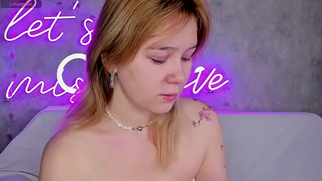 Snapshot of Amy_Kimberlly chatting on 24, 9, 2025 Amy Kimberlly online show from 24, 9, 2025