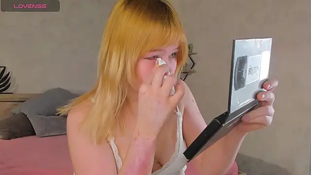 Snapshot of Amy_Kimberlly chatting on 30, 11, 2025 Amy Kimberlly online show from 30, 11, 2025