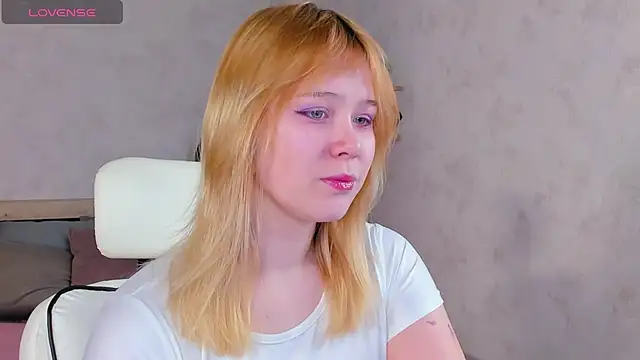 Snapshot of Amy_Kimberlly chatting on 29, 11, 2025 Amy Kimberlly online show from 29, 11, 2025