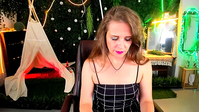 EmiliaBedy online show from 6, 7, 2026