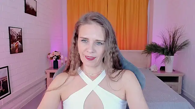 EmiliaBedy online show from 7, 10, 2025