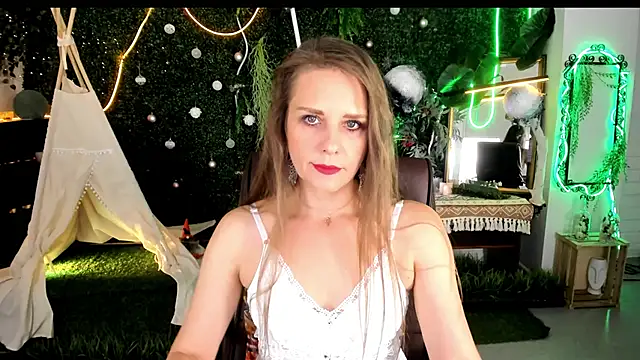 EmiliaBedy online show from 21, 6, 2026
