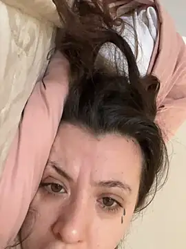 bunnythetailor online show from 8, 3, 2026