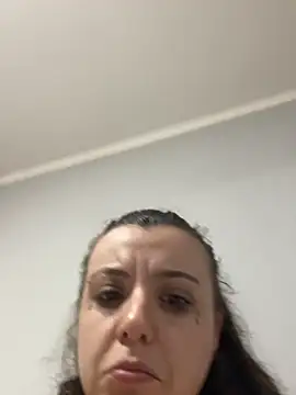 bunnythetailor online show from 25, 2, 2026