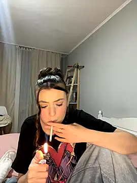 bunnythetailor online show from 12, 11, 2025