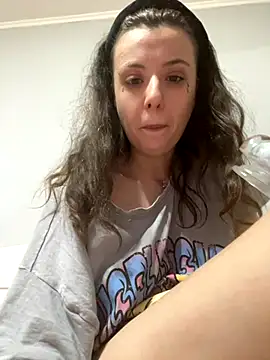 bunnythetailor online show from 30, 11, 2025