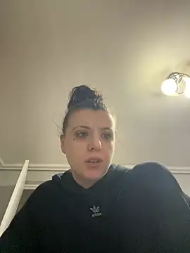 bunnythetailor online show from 15, 2, 2026