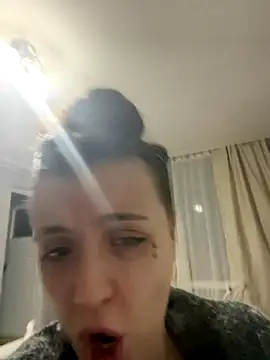 bunnythetailor online show from 17, 11, 2025