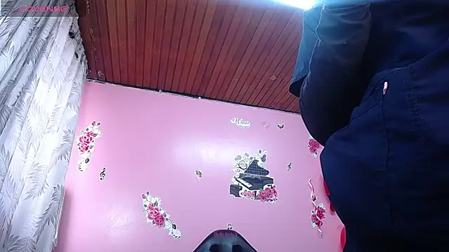 Snapshot of Sofii_cutee chatting on 21, 2, 2025 Sofii cutee online show from 21, 2, 2025